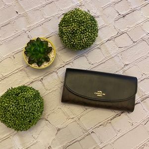 Auth. NWT COACH Slim Envelope Wallet
